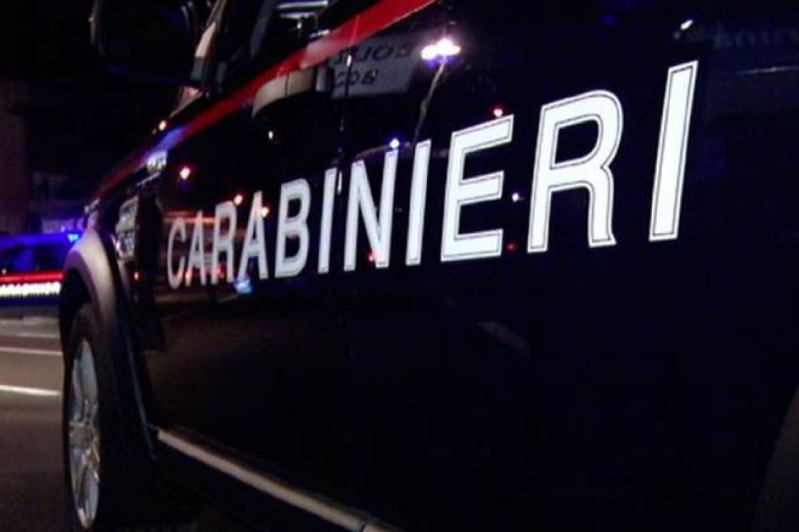 Camorra, 19 misure cautelari per due clan nel Napoletano