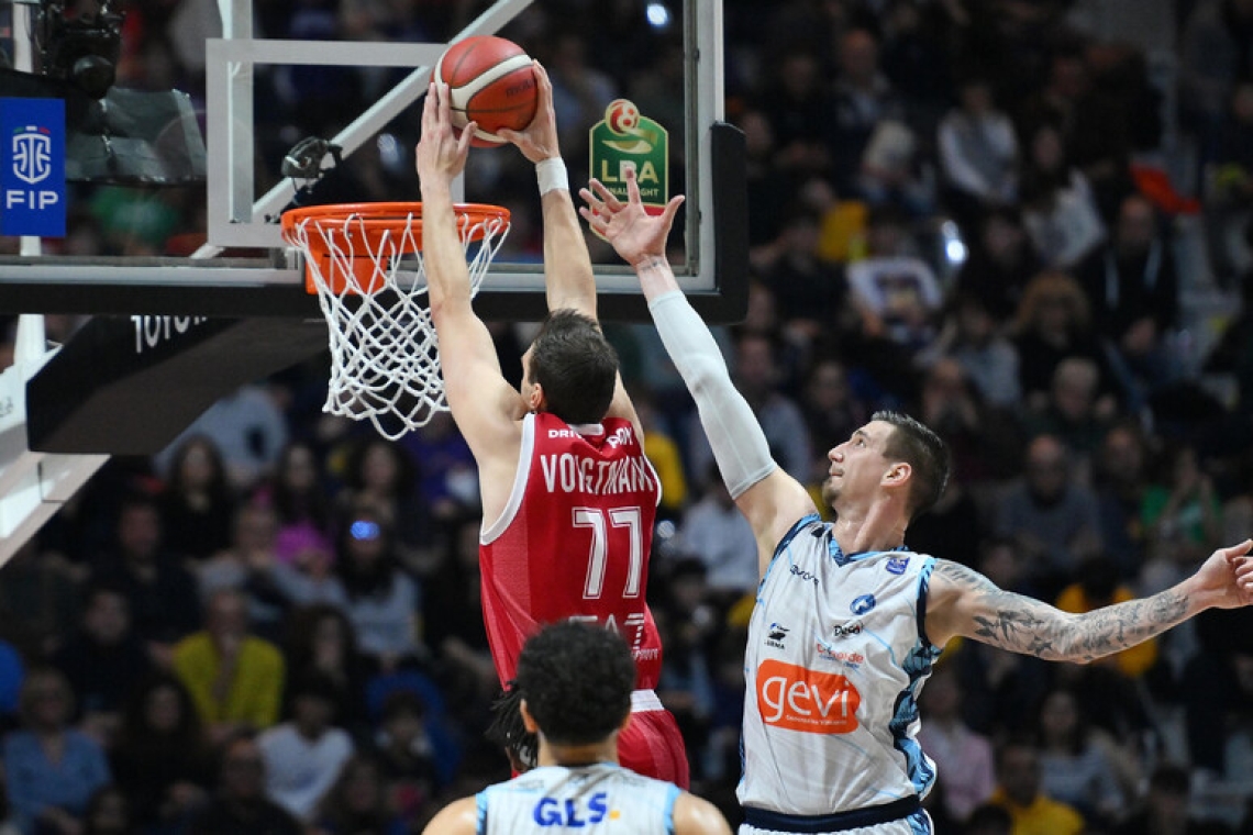 Basket: 72-77 a Milano, la Gevi Napoli vince la Coppa Italia