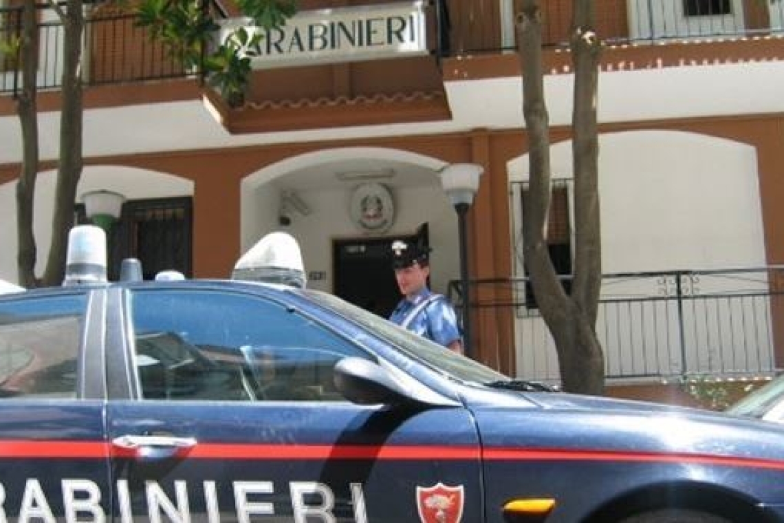 Arrestato 45enne per tentata estorsione e atti persecutori contro coppia di commercianti